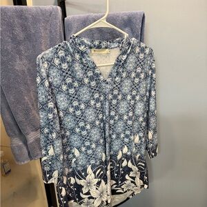 Floral Blue and White Women's Top